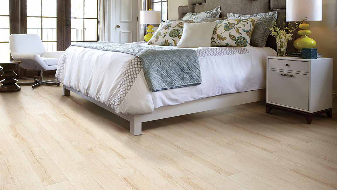 light laminate wood flooring in bedroom